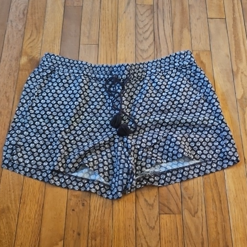 LOFT Linen Rayon Black White drawstring Patterned  shorts size Large